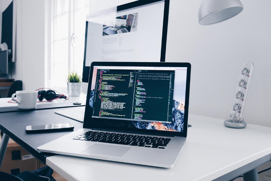 Slots and Software, Python and Pontoon